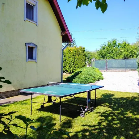 Csaladbarat A Badacsony Hegy Labanal Bl15 بيت للعطل