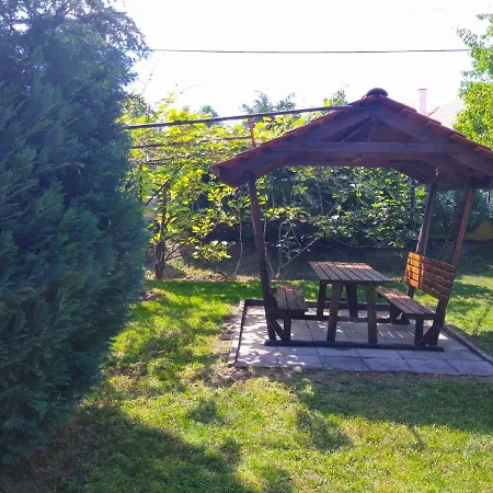 Csaladbarat A Badacsony Hegy Labanal Bl15 Holiday home Badacsonytomaj